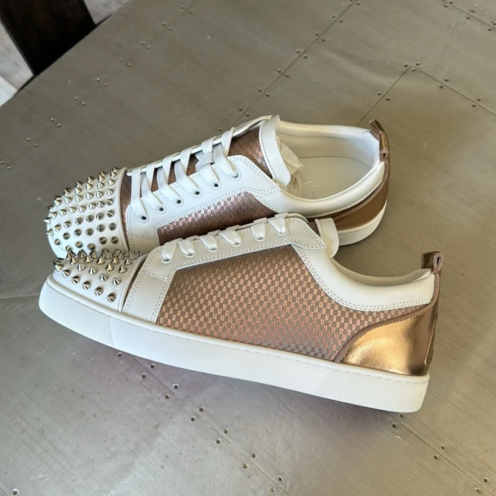 Christian Louboutin varsijunior spikes duo flat sneaker trainer white bronze 44